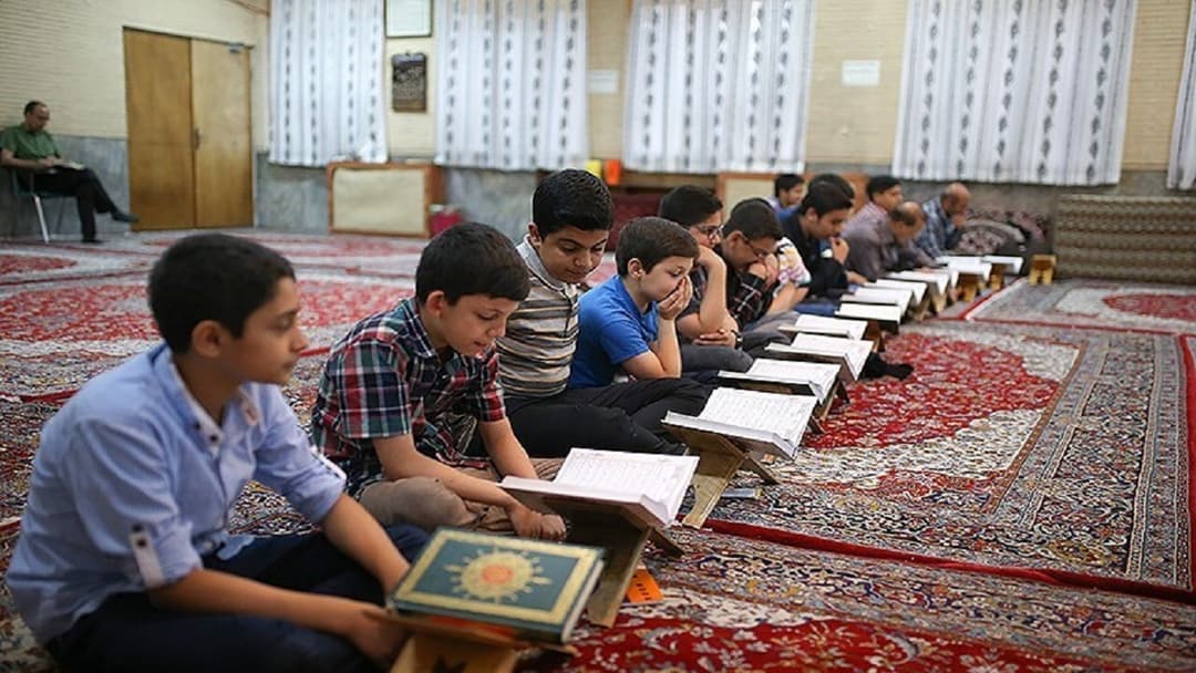 قرآن با هوش مصنوعی وارد مدارس تهران می‌شود